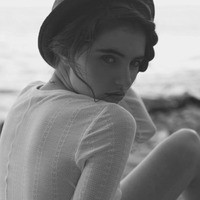 欧美意境风女生头像_WWW.TQQA.COM