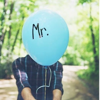 只对一人不弃不离:男女一对情侣QQ浪漫头像_WWW.TQQA.COM