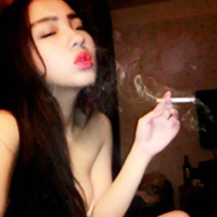 抽烟的女生头像:非主流你跟不上的潮流_WWW.TQQA.COM