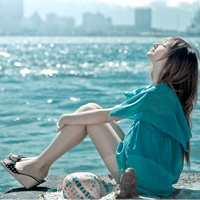 唯美长发女生头像:女生背影长发的优雅永远那么_WWW.TQQA.COM