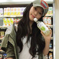 可爱的韩国女生头像:长发及腰的小美女_WWW.TQQA.COM