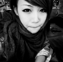 qq女生冷酷黑白头像_WWW.TQQA.COM