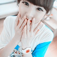 阿宝色可爱女生头像_WWW.TQQA.COM