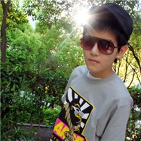 一左一右情侣头像_WWW.TQQA.COM