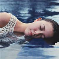 不能给你宇宙却能给你温柔i_WWW.TQQA.COM