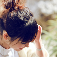 专属女生的意境头像唯美女生一个人_WWW.TQQA.COM