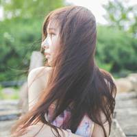 唯美头像小清新:手中花离人泪_WWW.TQQA.COM