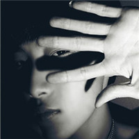 情侣头像男左女右:2张_WWW.TQQA.COM