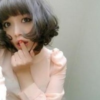 可爱流行短发女生QQ头像_WWW.TQQA.COM