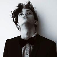 欧美头像男生伤感:@黑白贴吧精选_WWW.TQQA.COM