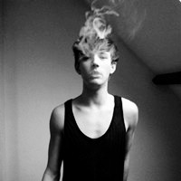 纯爷们黑白男生头像_WWW.TQQA.COM