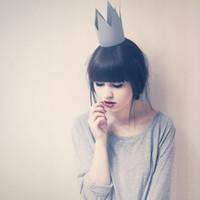 短头发欧美女孩头像:@心系你一人_WWW.TQQA.COM