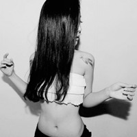 超拽个性霸气黑白女头像_WWW.TQQA.COM