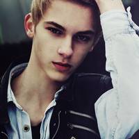 2016霸气欧美男生头像:唯i一人心_WWW.TQQA.COM