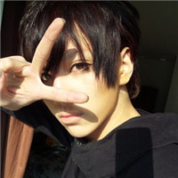 1左1右浪漫情侣QQ头像_WWW.TQQA.COM