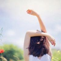喜欢自由的女生唯美背影头像_WWW.TQQA.COM