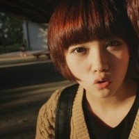 自拍再自裁情侣头像一对_WWW.TQQA.COM