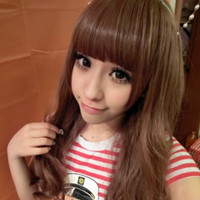 阳光下微笑的女生头像:生活要乐观_WWW.TQQA.COM