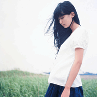 QQ唯美女生头像:风雨我帮你挡在身后_WWW.TQQA.COM