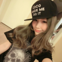 精致女生素颜QQ可爱头像:等我成年就嫁你_WWW.TQQA.COM