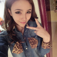 做一个明媚洒脱的女子:阳光明媚的大笑唯美女生_WWW.TQQA.COM