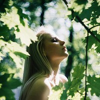 欧美意境风女生头像_WWW.TQQA.COM