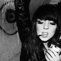 欧美霸气女生头像:谁能取代你的地位_WWW.TQQA.COM