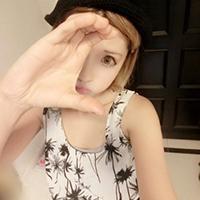 精致女生素颜QQ可爱头像:等我成年就嫁你_WWW.TQQA.COM