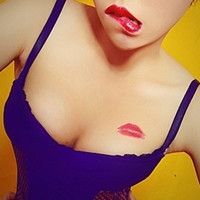 欧美女生头像红唇_WWW.TQQA.COM