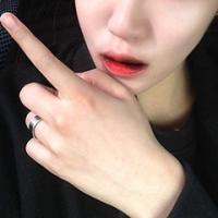 一抹红唇范:欧美红唇霸气头像:你爱嘛_WWW.TQQA.COM