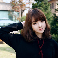 唯美清新中短发女生头像_WWW.TQQA.COM