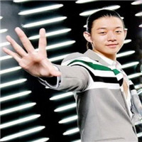 霍尊qq号头像:多少忧愁多少伤_WWW.TQQA.COM