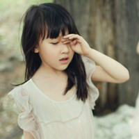 齐刘海可爱小女生QQ头像_WWW.TQQA.COM