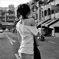 我的灰色世界谁懂:女生灰色头像颓废高清大图_WWW.TQQA.COM