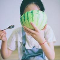 清新唯美意境女生头像:寂寞会唱歌_WWW.TQQA.COM