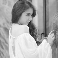伤感灰白女生头像:这次:换我等你_WWW.TQQA.COM