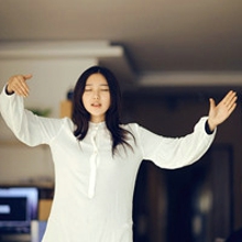 清纯意境阳光女生头像_WWW.TQQA.COM