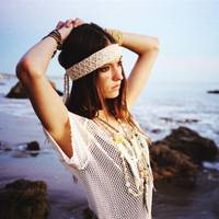 欧美女生头像复古风:爱了你瞎了眼_WWW.TQQA.COM