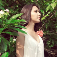 还是会想起那个人:意境唯美的女生头像:离开你以_WWW.TQQA.COM