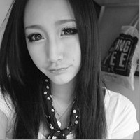 丢了回忆忘了你:伤感黑白女生头像:我的未来在哪_WWW.TQQA.COM