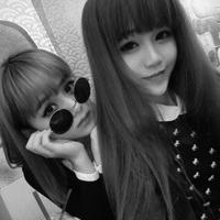 回不去的从前:qq黑色女生头像_WWW.TQQA.COM