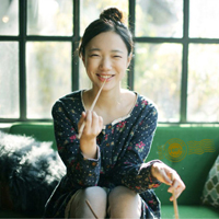 笑容甜美的可爱女生头像:是否爱过就已经足够_WWW.TQQA.COM