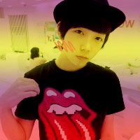 真人情侣头像一左一右_WWW.TQQA.COM