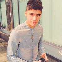 昨夜随风:QQ欧美高清男头像_WWW.TQQA.COM