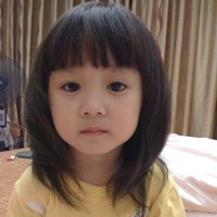 齐刘海可爱小女生QQ头像_WWW.TQQA.COM