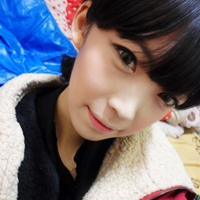 唯美小清新短发女生头像:回忆里寂寞模糊的小时_WWW.TQQA.COM