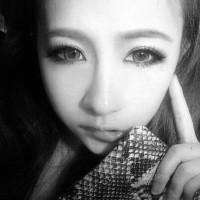 女生超伤感灰色qq头像:我们之间的爱情未完但也_WWW.TQQA.COM