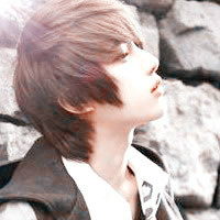 情侣头像男左女右:2张_WWW.TQQA.COM