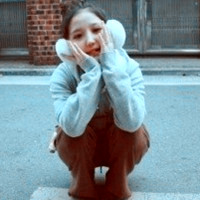 不让你的眼泪白流:唯美情侣头像一男一女:你最珍_WWW.TQQA.COM