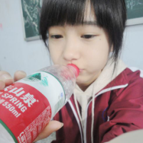 微信用的妹子生活照自拍头像:唯美可爱系列_WWW.TQQA.COM